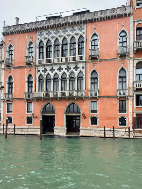 Partnership with the Fondazione Dries Van Noten